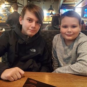 Meet your Posher, Crystal